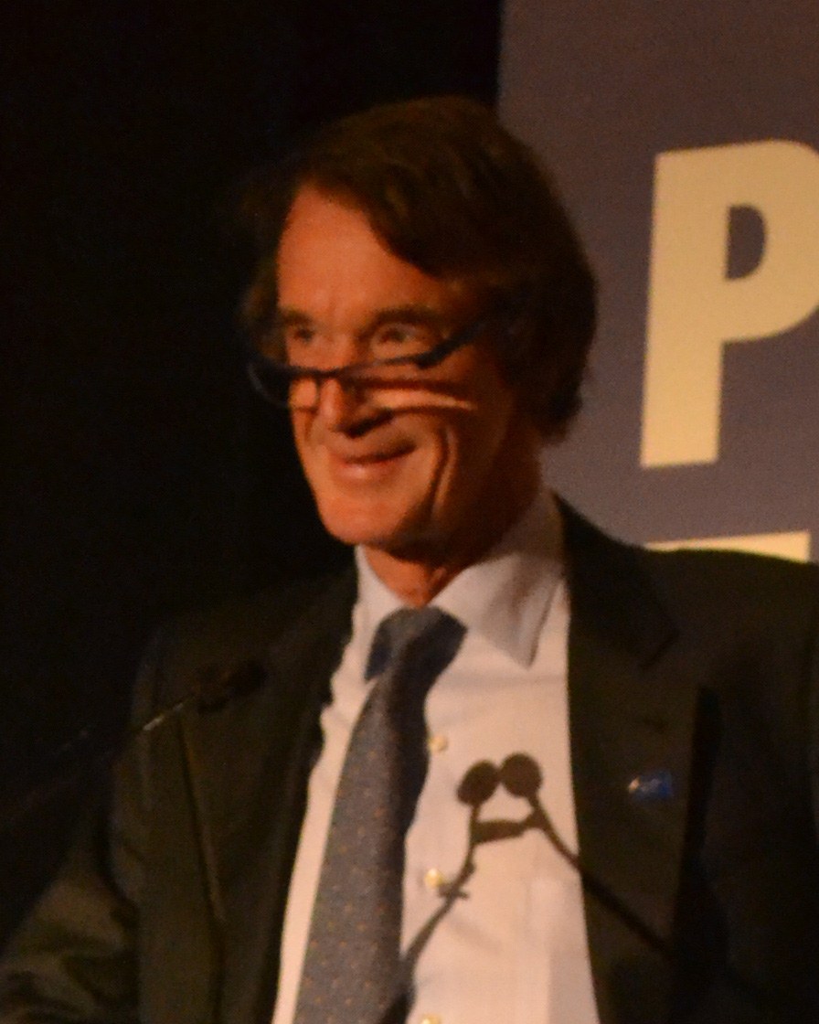 Sir Jim Ratcliffe receiving the Petrochemical Heritage Award in 2013